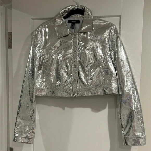 Forever 21 Shiny Silver Women's Snap Close Jacket - Picture 1 of 3